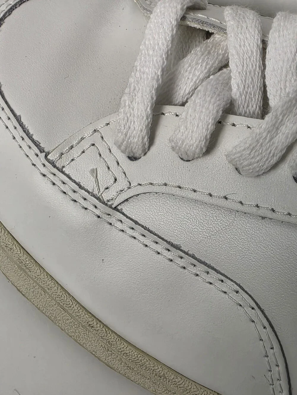 Veja V-12 Leather Suede Sneakers White Dune Size US 8 EU 39
